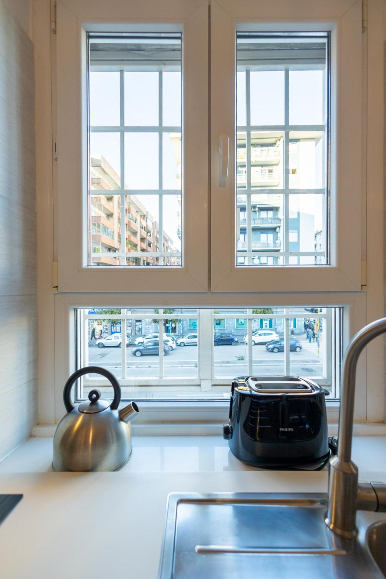 Ottoboni Apartment, 4 Persone, Balcone, Wi-fi, Stazione Tiburtina Apartamento